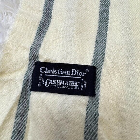 Dior vintage scarf - Picture 6 of 8